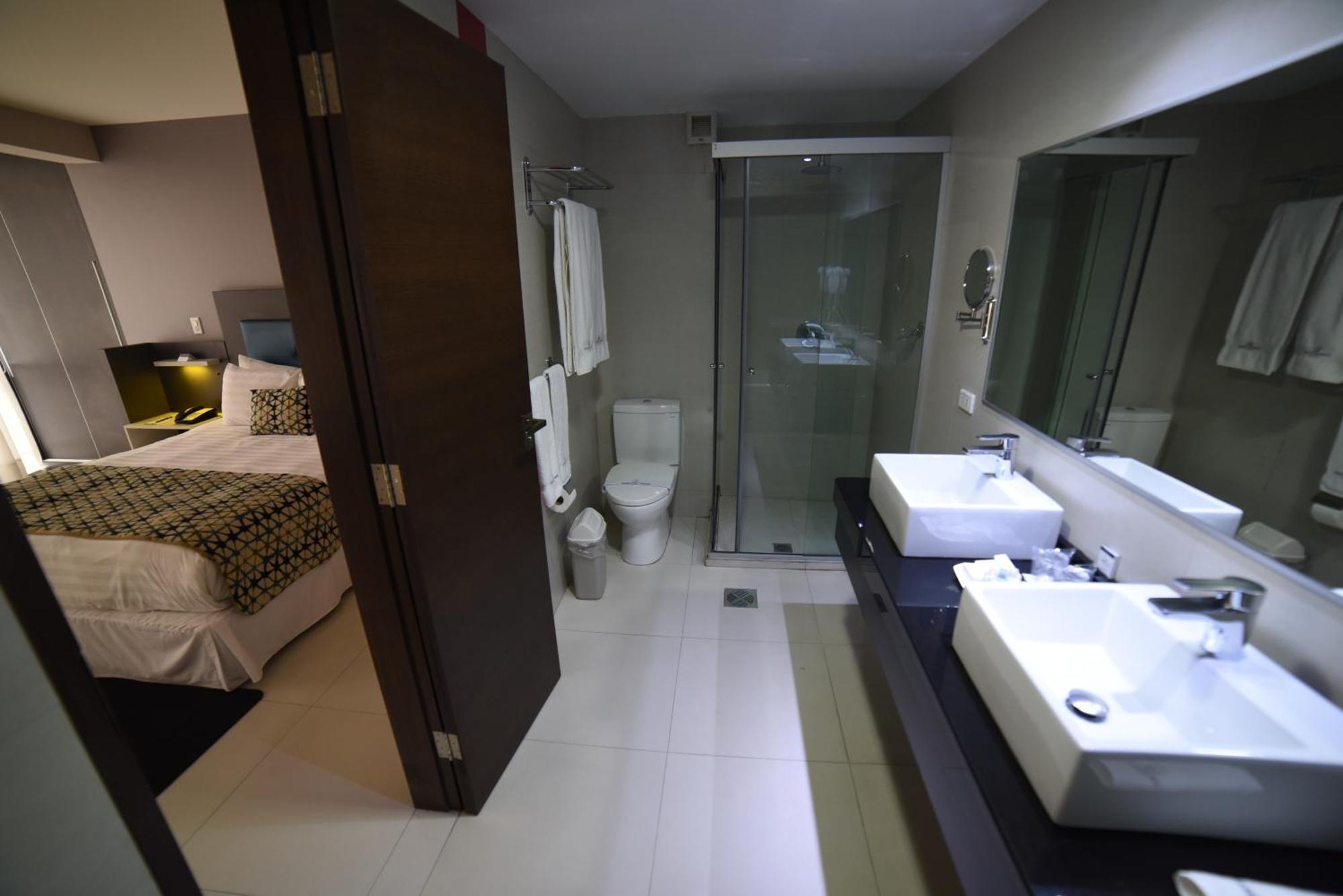 Camino Plaza Hotell Cochabamba Exteriör bild