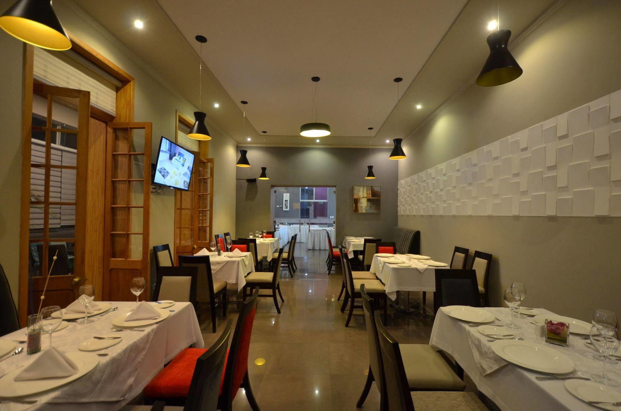 Camino Plaza Hotell Cochabamba Exteriör bild