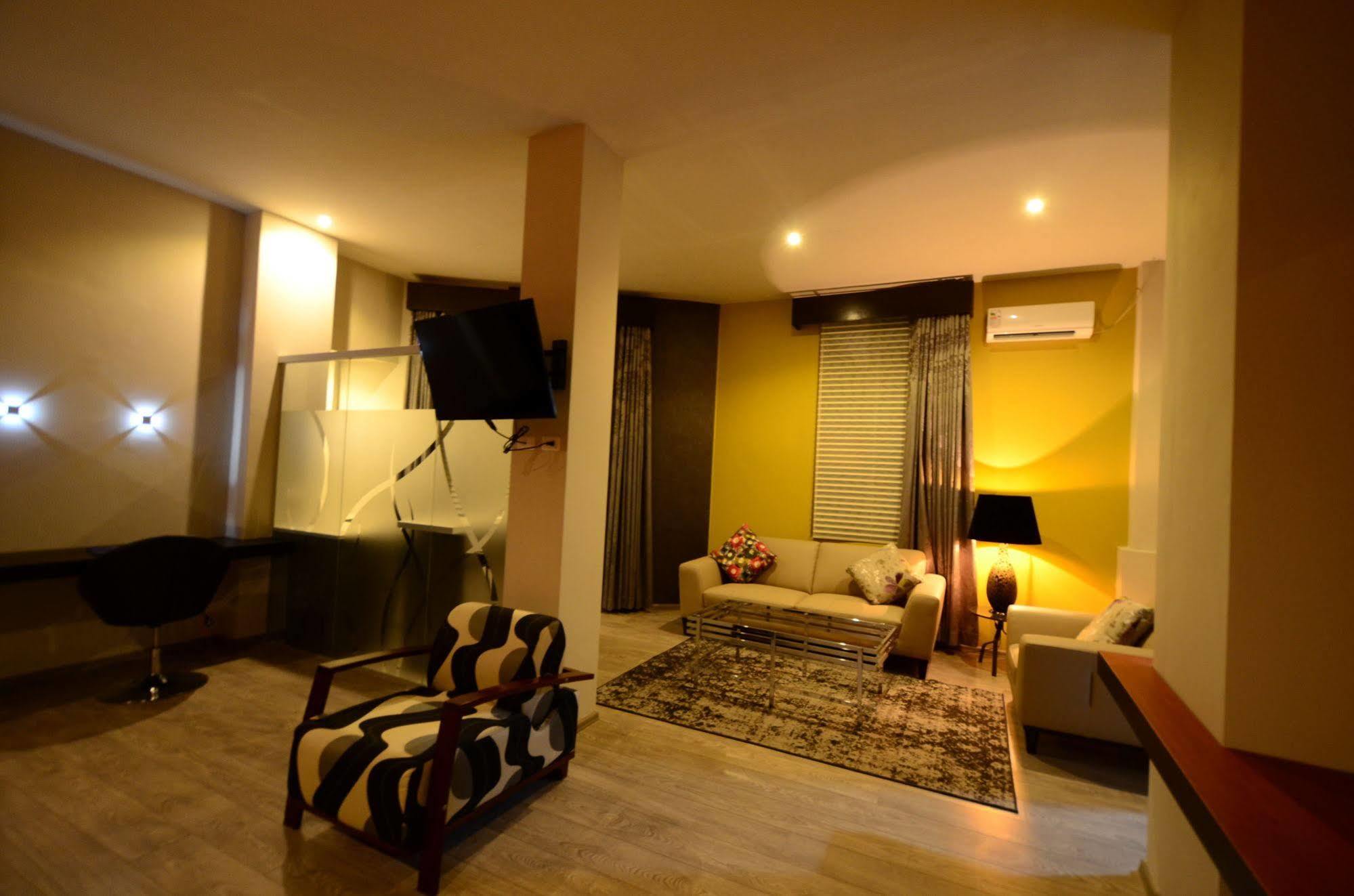 Camino Plaza Hotell Cochabamba Exteriör bild