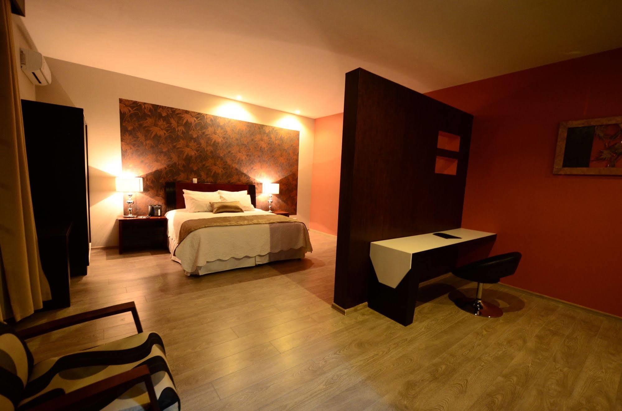 Camino Plaza Hotell Cochabamba Exteriör bild