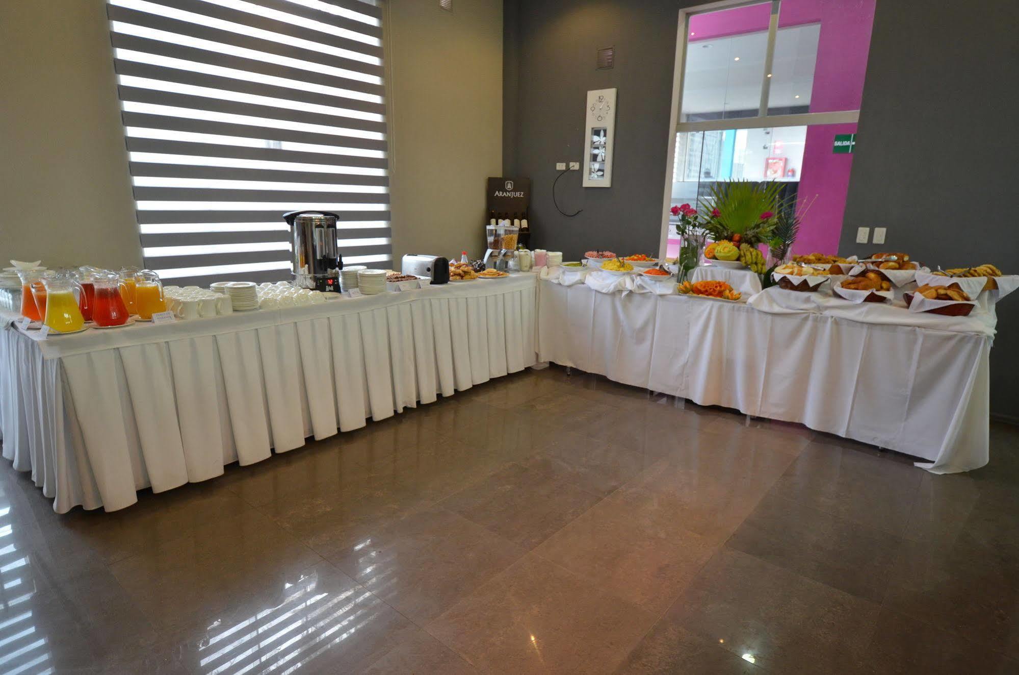 Camino Plaza Hotell Cochabamba Exteriör bild